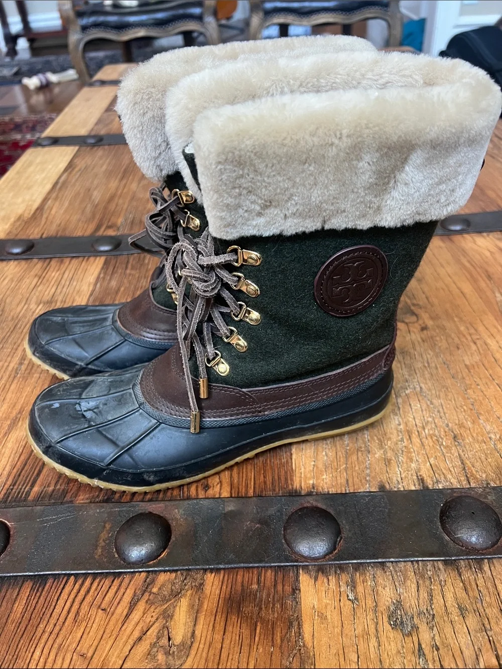 Tory Burch duck boots - Green & Brown Shearling-Lined Boots